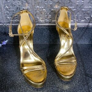 Jessica Simpson Gold Platform Heels